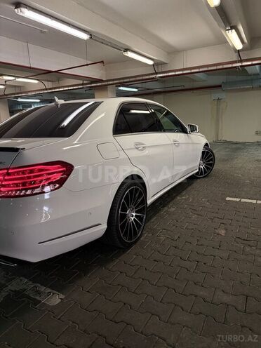 Mercedes E 220 2015, 208,000 km - 2.1 l - Bakı