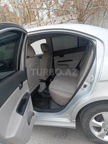 Hyundai Accent 2009, 255,000 km - 1.5 l - Bakı