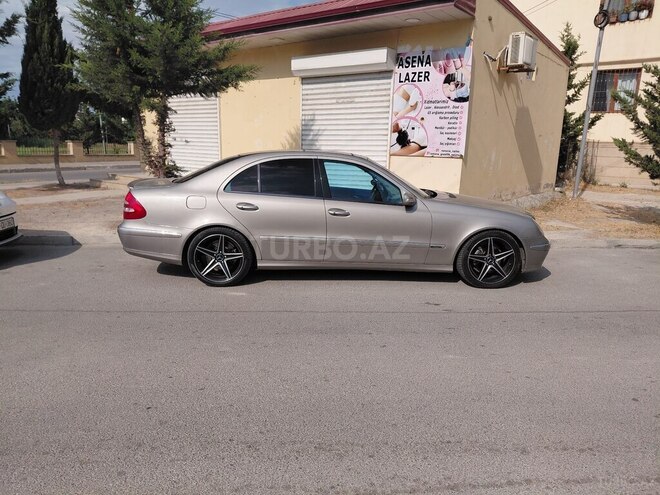 Mercedes E 200 2005, 308,000 km - 1.8 l - Bakı
