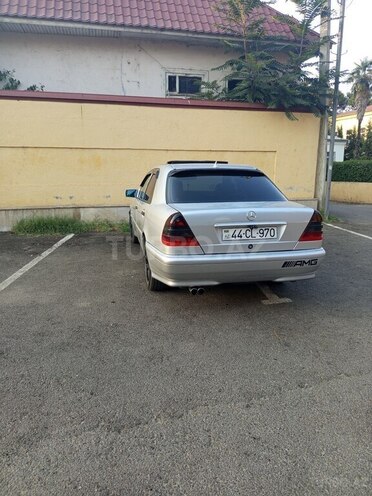 Mercedes C 220 1999, 430,000 km - 2.2 l - Masallı