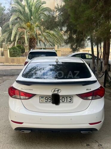 Hyundai Elantra 2015, 136,000 km - 1.8 л - Şirvan