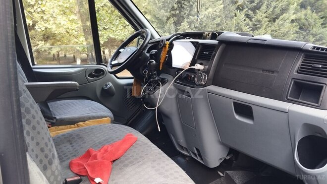 Ford Transit 2010, 304,038 km - 2.4 l - Bakı