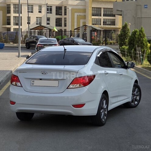 Hyundai Accent 2018, 93,000 km - 1.4 л - Bakı