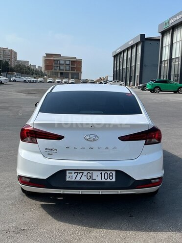Hyundai Elantra 2018, 201,170 km - 2.0 л - Bakı