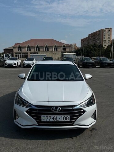 Hyundai Elantra 2018, 201,170 km - 2.0 л - Bakı