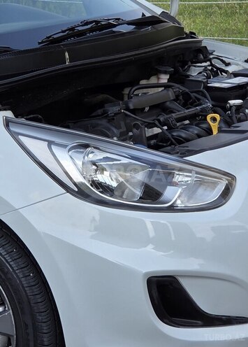 Hyundai Accent 2018, 93,000 km - 1.4 л - Bakı