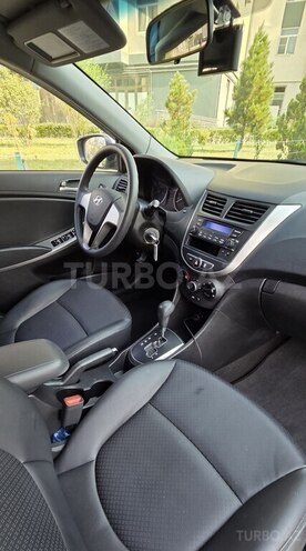 Hyundai Accent 2018, 93,000 km - 1.4 л - Bakı