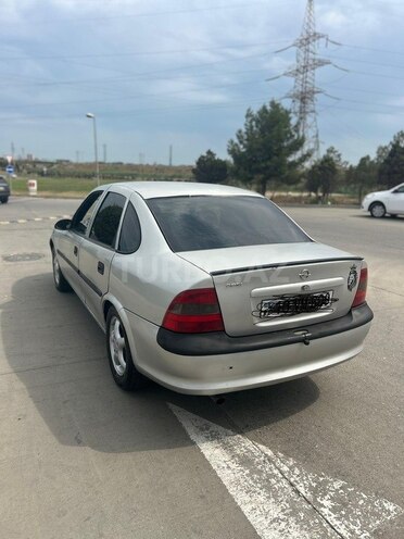Opel Vectra 1997, 321,000 km - 2.0 l - Bakı