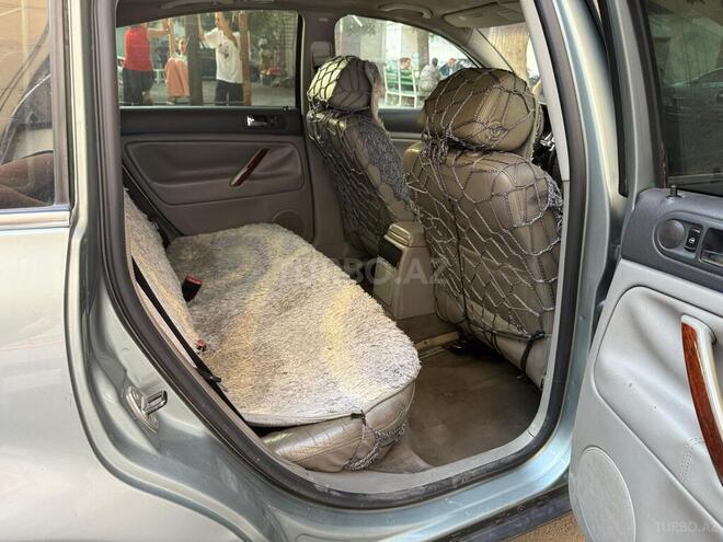 Volkswagen Passat 2004, 333,000 km - 1.8 l - Bakı