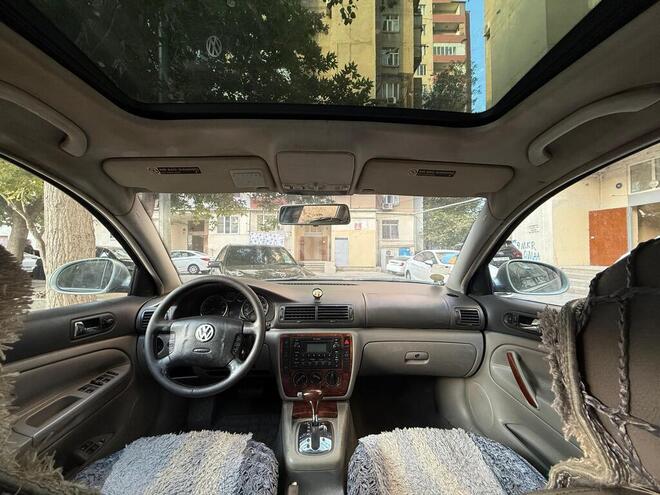 Volkswagen Passat 2004, 333,000 km - 1.8 l - Bakı
