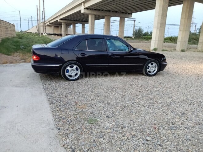 Mercedes E 220 2000, 375,000 km - 2.2 l - Sumqayıt