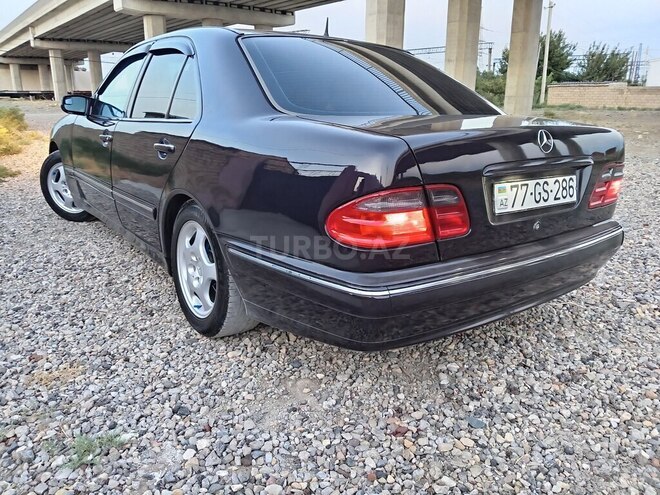 Mercedes E 220 2000, 375,000 km - 2.2 l - Sumqayıt