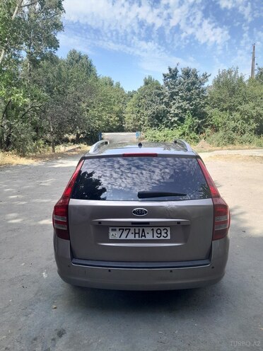 Kia  2008, 472,419 km - 1.6 l - Şəki