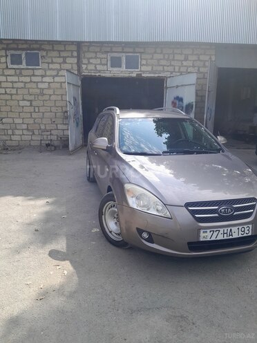 Kia  2008, 472,419 km - 1.6 l - Şəki