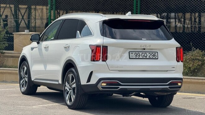 Kia Sorento 2023, 26,400 km - 1.6 l - Bakı