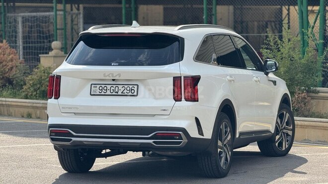 Kia Sorento 2023, 26,400 km - 1.6 l - Bakı