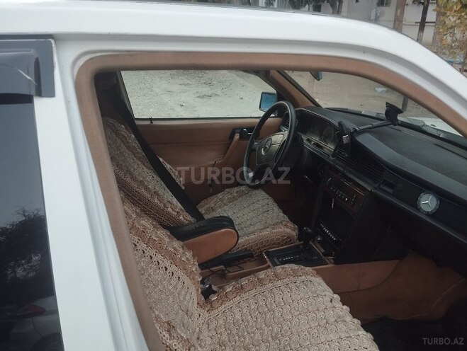 Mercedes 190 1991, 300,000 km - 2.3 l - Bakı