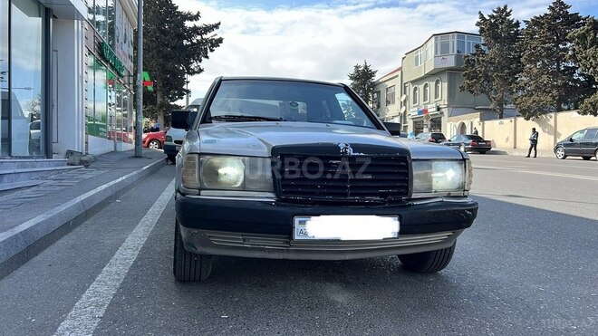Mercedes 190 1991, 194,584 km - 2.0 l - Yevlax