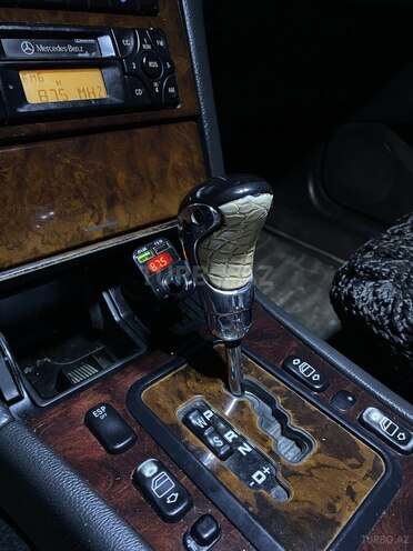 Mercedes E 270 2001, 518,000 km - 2.7 l - İmişli
