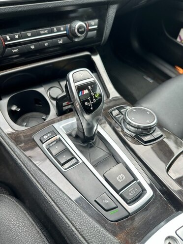 BMW 528 2015, 220,000 km - 2.0 l - Bakı