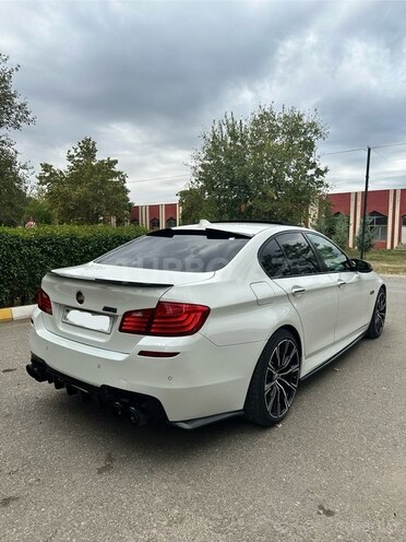 BMW 528 2015, 220,000 km - 2.0 l - Bakı