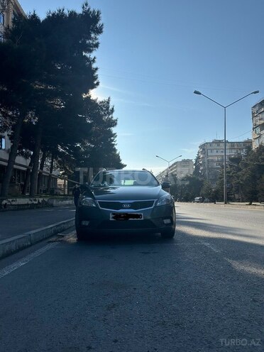 Kia Ceed 2010, 498,000 km - 1.6 л - Bakı