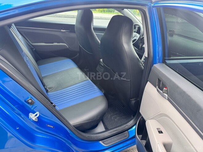 Hyundai Elantra 2016, 197,949 km - 2.0 л - Bakı