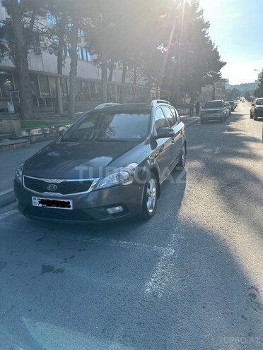 Kia Ceed 2010, 498,000 km - 1.6 л - Bakı
