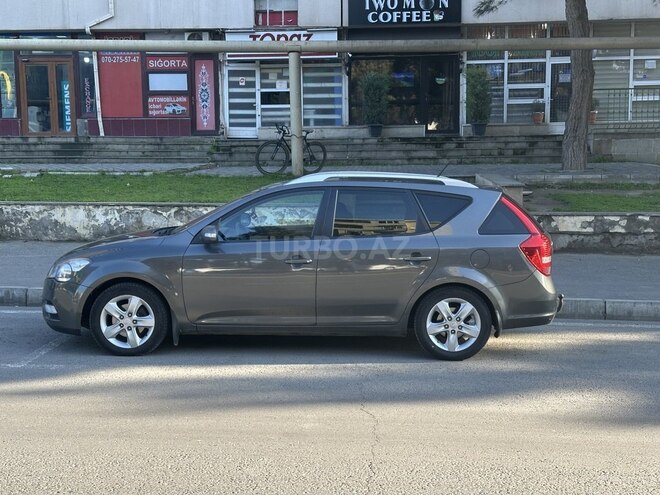Kia Ceed 2010, 498,000 km - 1.6 л - Bakı