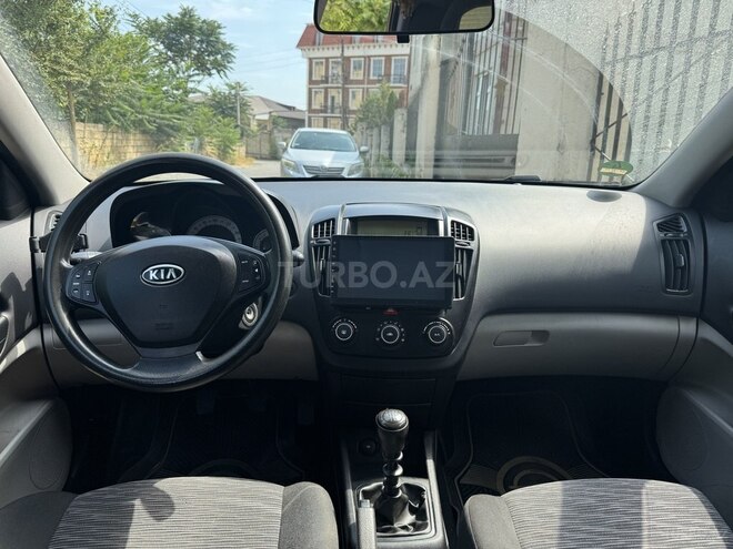 Kia Ceed 2009, 303,000 km - 1.4 л - Quba