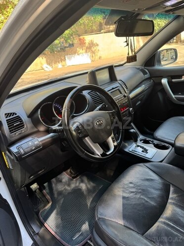Kia Sorento 2011, 355,000 km - 2.0 l - Bakı