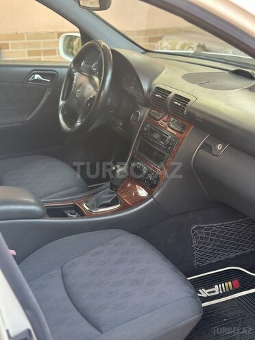 Mercedes C 200 2002, 380,000 km - 1.8 l - Bakı