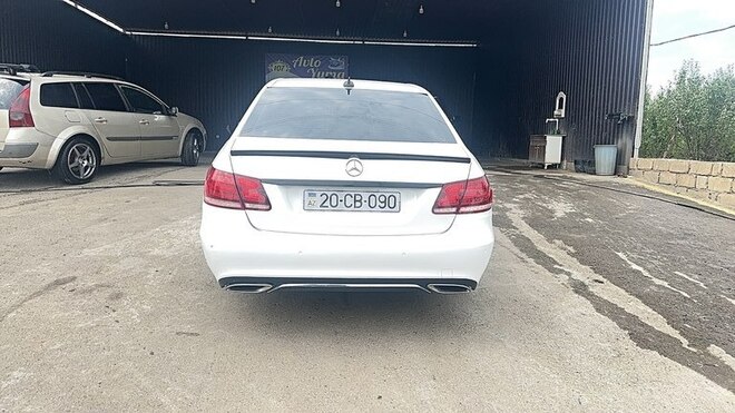 Mercedes E 200 2015, 202,000 km - 2.0 л - Tovuz