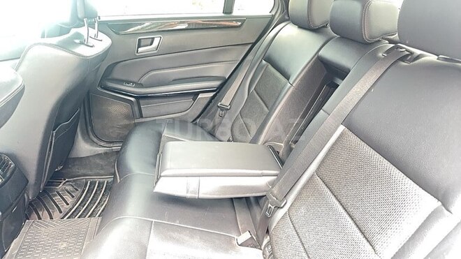Mercedes E 200 2015, 202,000 km - 2.0 л - Tovuz