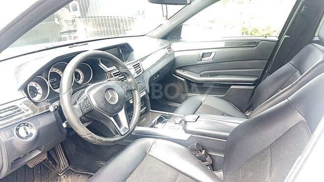 Mercedes E 200 2015, 202,000 km - 2.0 л - Tovuz