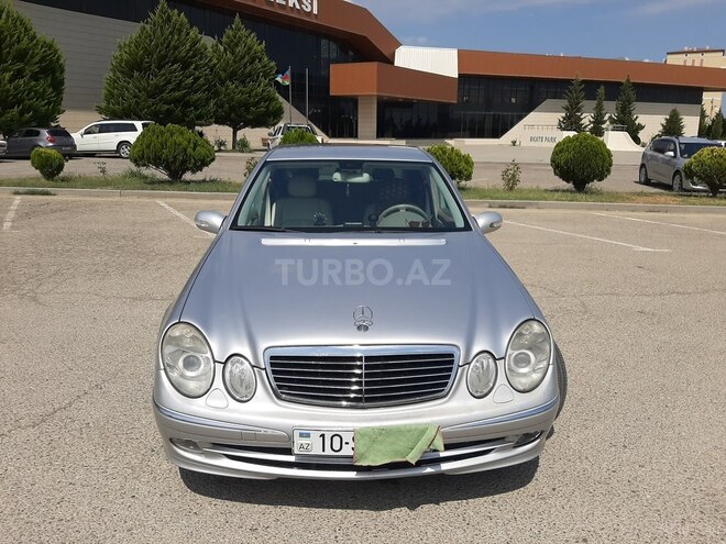 Mercedes E 260 2002, 310,000 km - 2.6 л - Xaçmaz