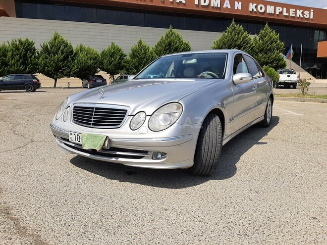 Mercedes E 260 2002, 310,000 km - 2.6 л - Xaçmaz