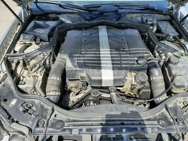 Mercedes E 260 2002, 310,000 km - 2.6 л - Xaçmaz