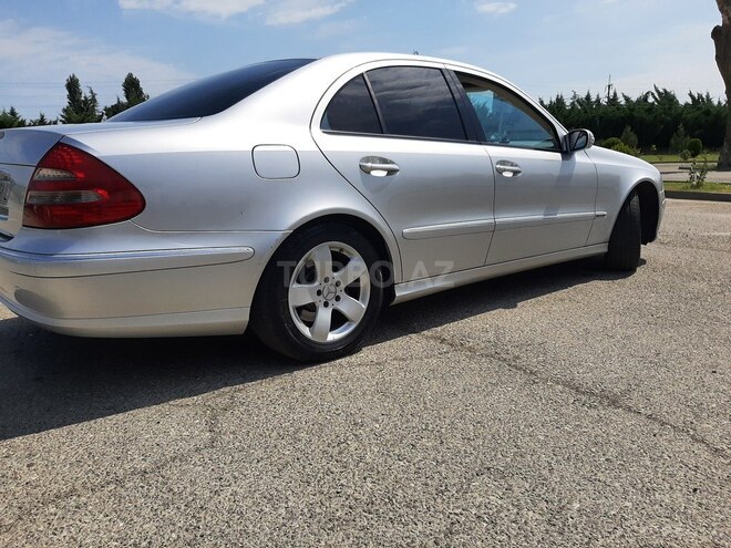 Mercedes E 260 2002, 310,000 km - 2.6 л - Xaçmaz