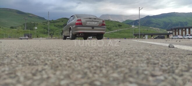 Opel Vectra 1996, 365,000 km - 1.8 l - Qusar