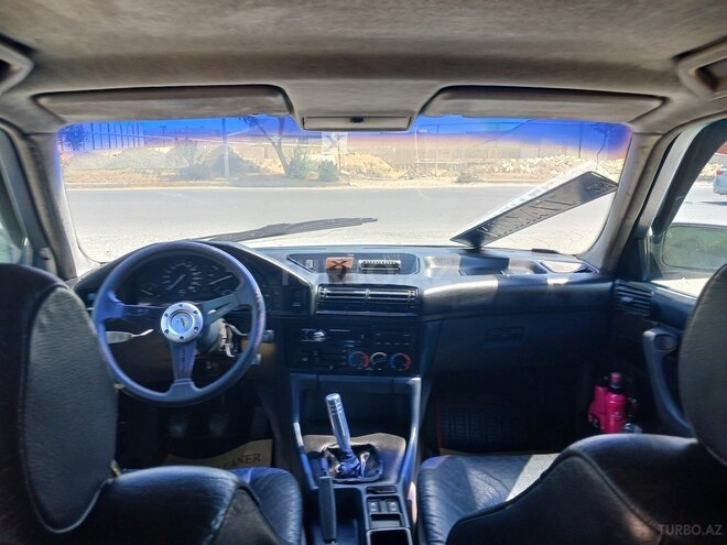 BMW 525 1991, 400,000 km - 2.5 l - Bakı