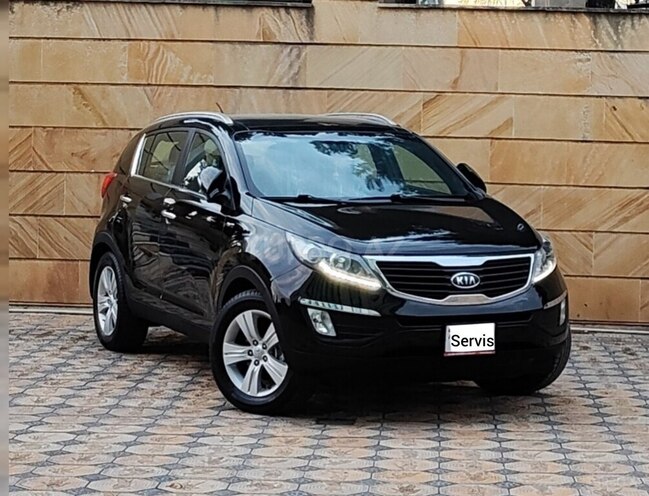 Kia Sportage 2012, 141,200 km - 2.0 l - Gəncə