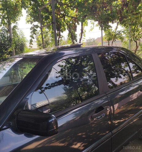 Mercedes C 200 1998, 280,000 km - 2.0 l - Biləsuvar