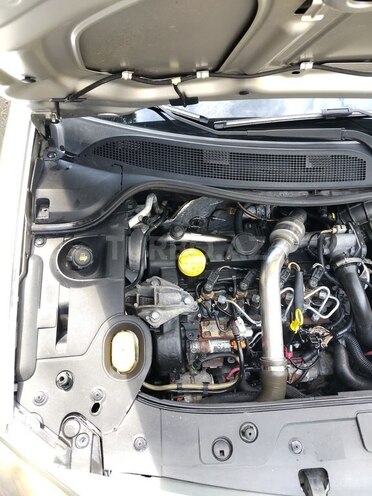 Renault Megane 2009, 318,000 km - 1.5 l - Bakı