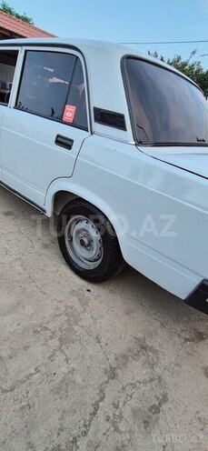 LADA (VAZ) 2107 2005, 85,000 km - 1.6 л - Quba