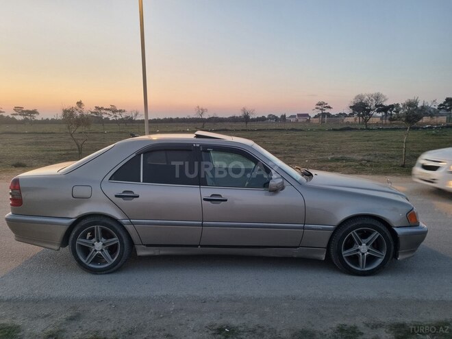 Mercedes C 220 1996, 414,000 km - 2.2 л - Bakı