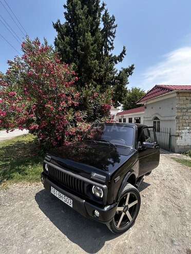 LADA (VAZ) Niva 2012, 200,000 km - 1.7 л - Ucar