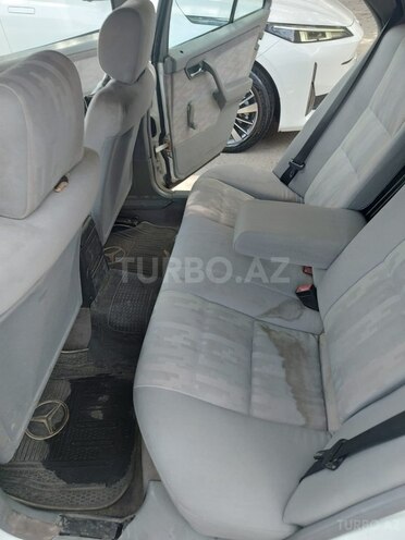 Mercedes C 220 1993, 250,000 km - 2.2 л - Bakı