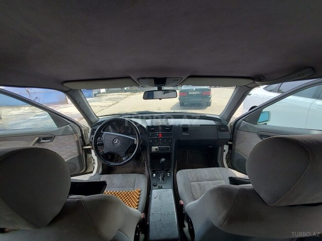Mercedes C 220 1993, 250,000 km - 2.2 л - Bakı