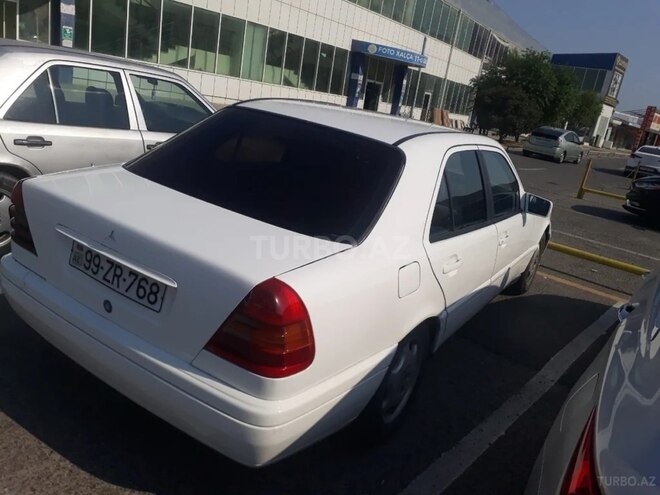 Mercedes C 220 1993, 250,000 km - 2.2 л - Bakı